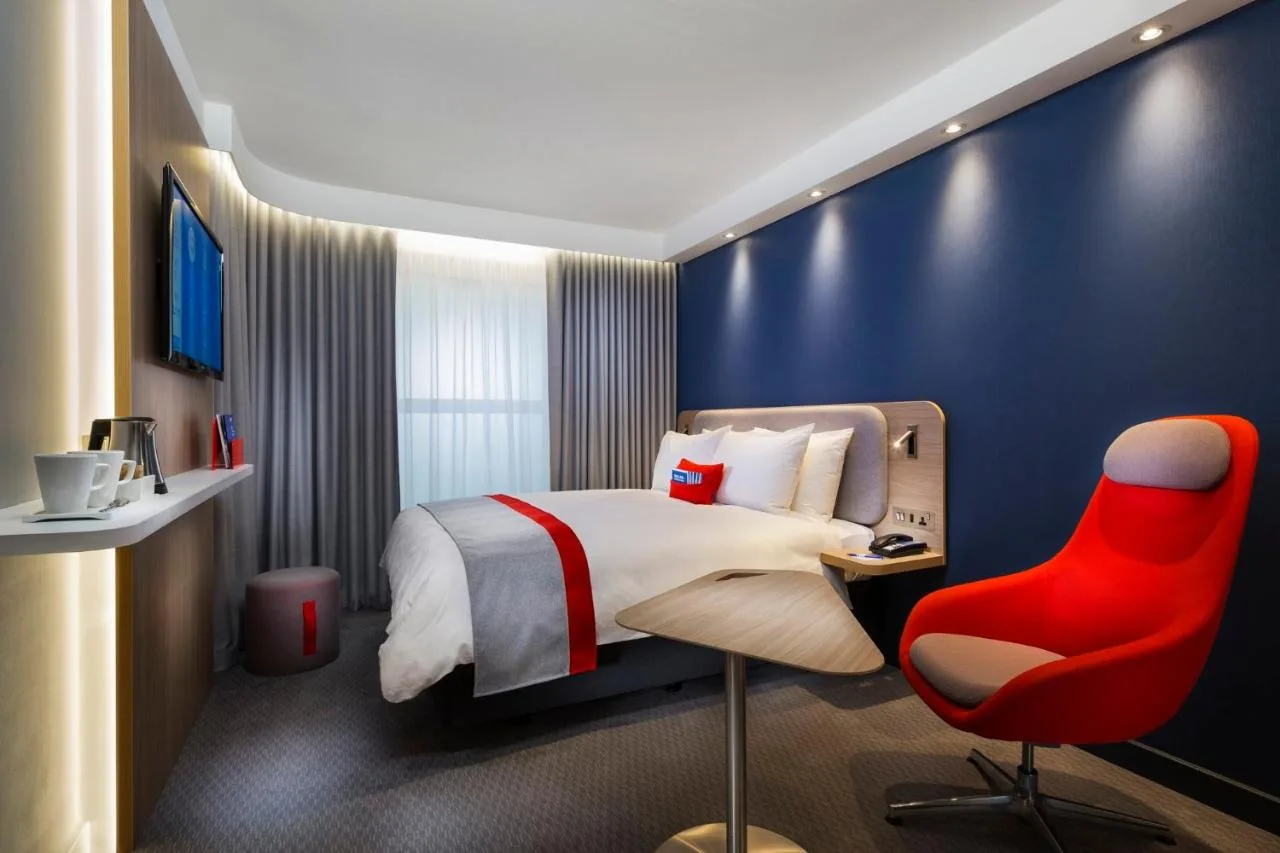 Standard Double Room with Free Hot Breakfast